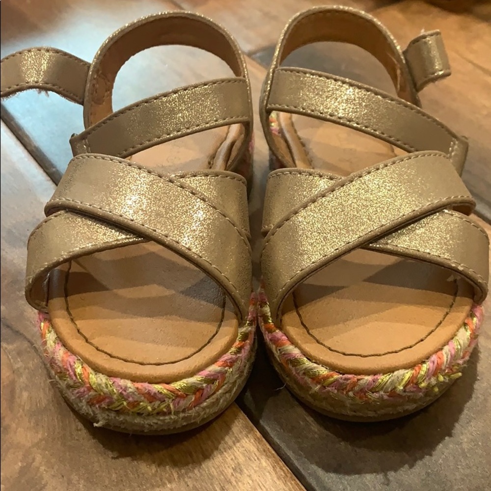 Wedge toddler size 6 sandal